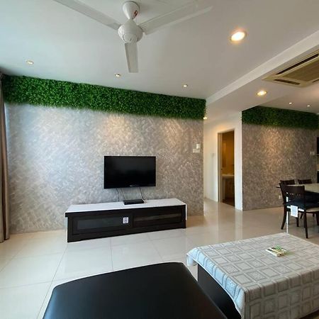 Spacious 2Room+2B*pool+gym*5mins-Time square&LaLaport Kuala Lumpur Extérieur photo