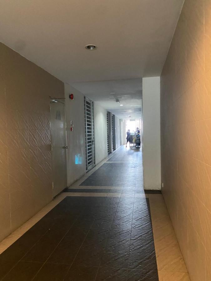 Spacious 2Room+2B*pool+gym*5mins-Time square&LaLaport Kuala Lumpur Extérieur photo