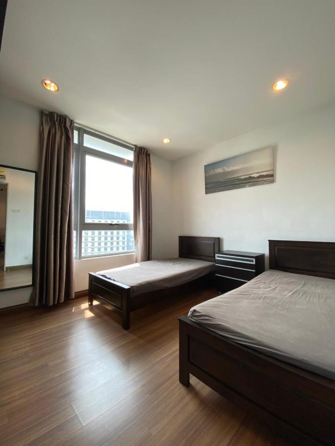 Spacious 2Room+2B*pool+gym*5mins-Time square&LaLaport Kuala Lumpur Extérieur photo
